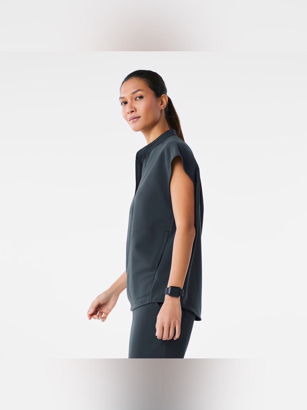 Figs Rafaela Oversized Scrub Top in Dark Harbor - Size S - Picture 2 of 8